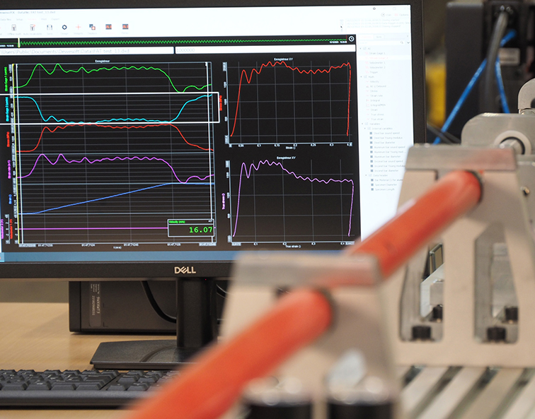 Split-Hopkinson pressure bars signal